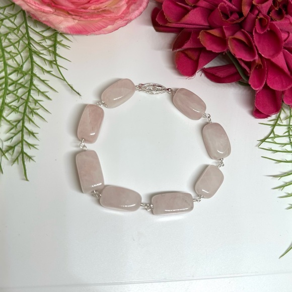 Valentine’s Jewelry Co Jewelry - NEW⚜️Chunky Rose Quartz Gemstone Bracelet